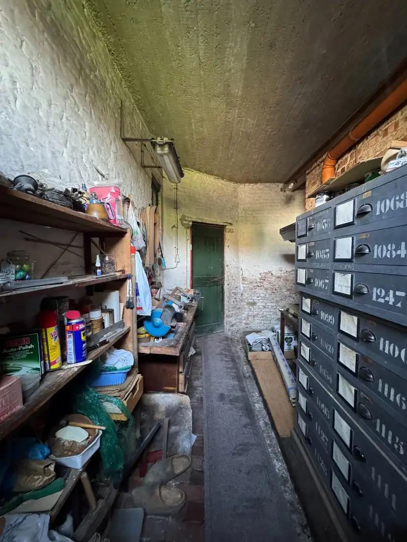 achteringelegen huis op ruim perceel  foto 13