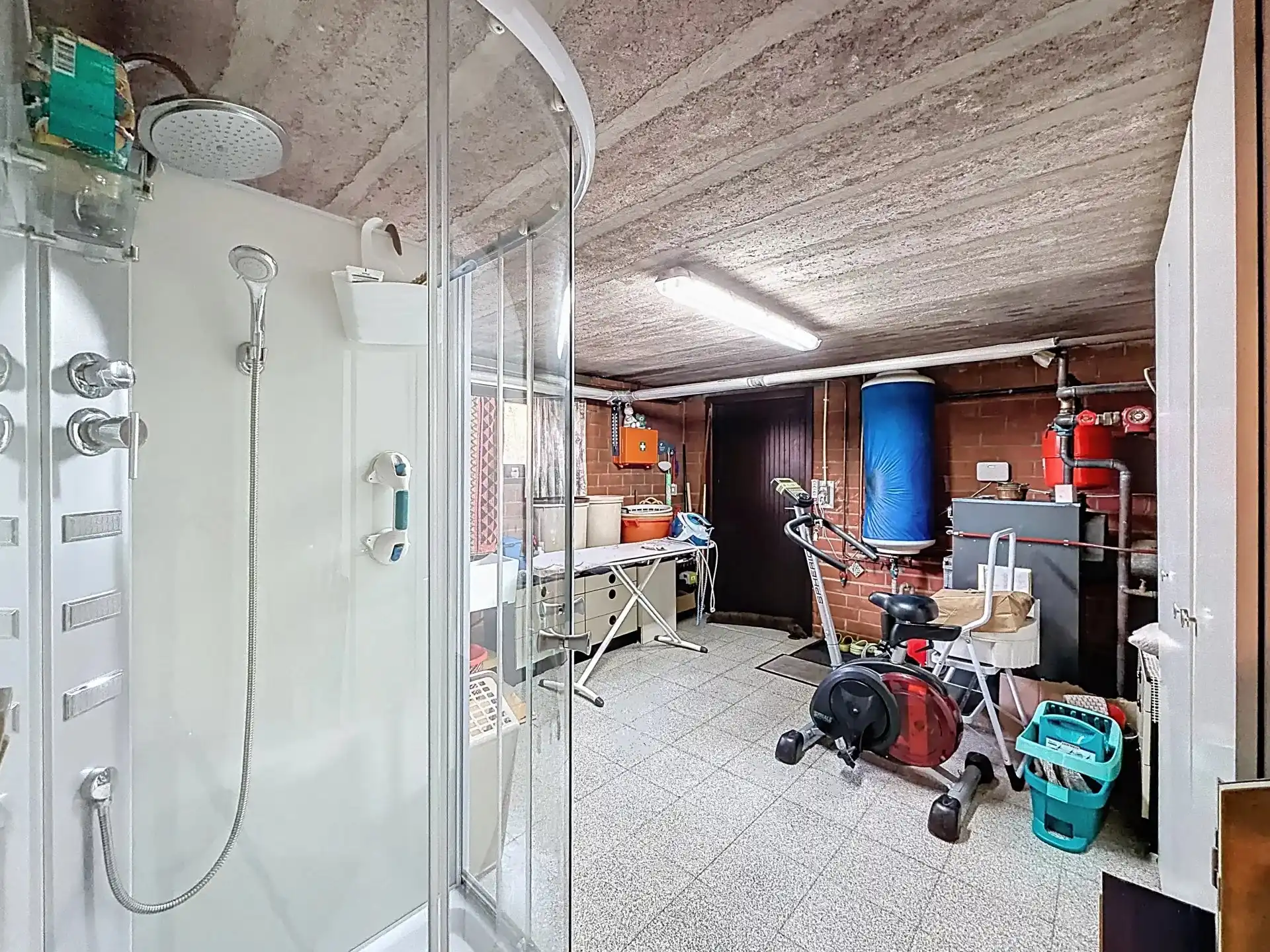Verzorgde woning met 3 slaapkamers op mooi perceel. foto 21