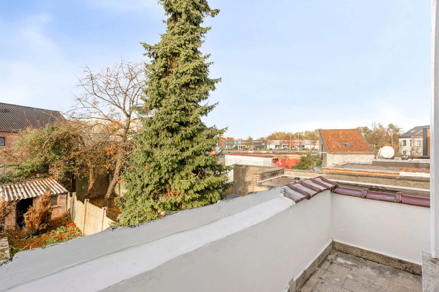 Volledig gerenoveerde gesloten bebouwing te Drogenbos foto 16