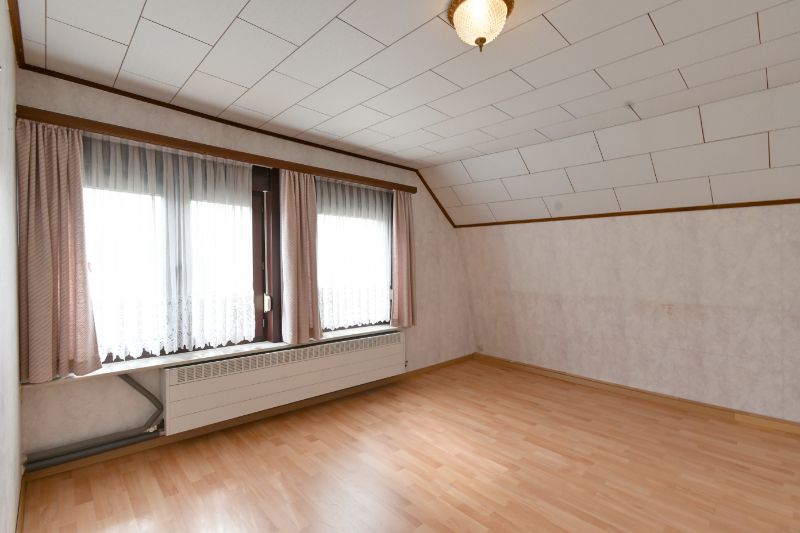 Landelijk gelegen te renoveren woning op 1120m² foto 15