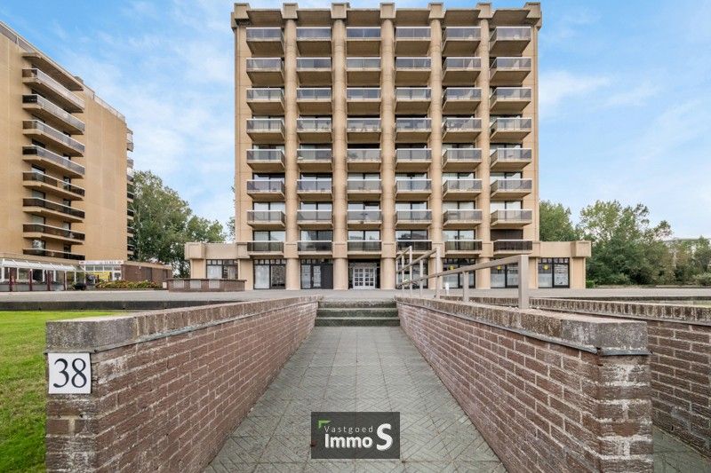 Ruim & energiezuinig appartement met frontaal zeezicht. foto 2