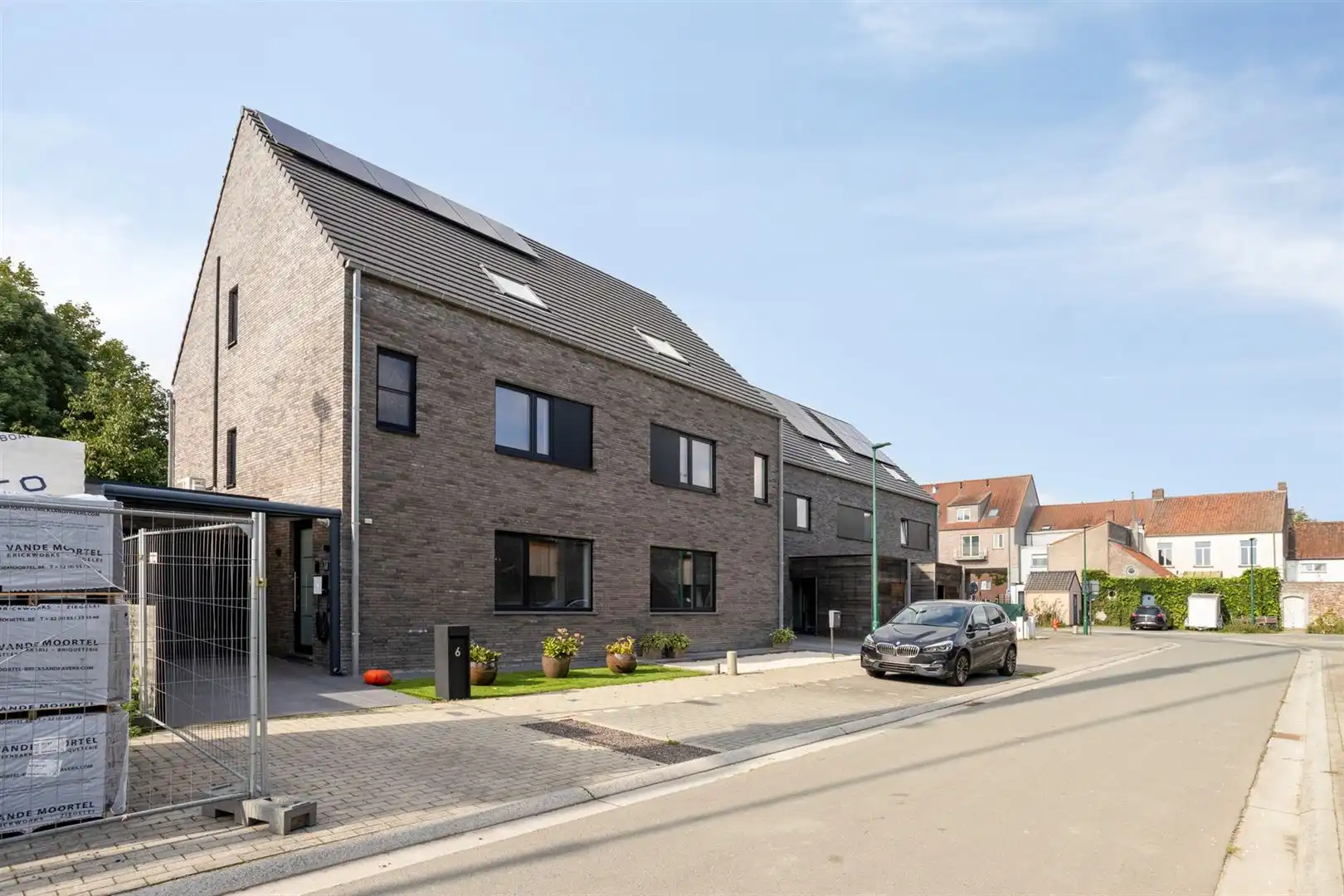 Prachtige INSTAPKLARE gezinswoning met 4 slaapkamers foto 36