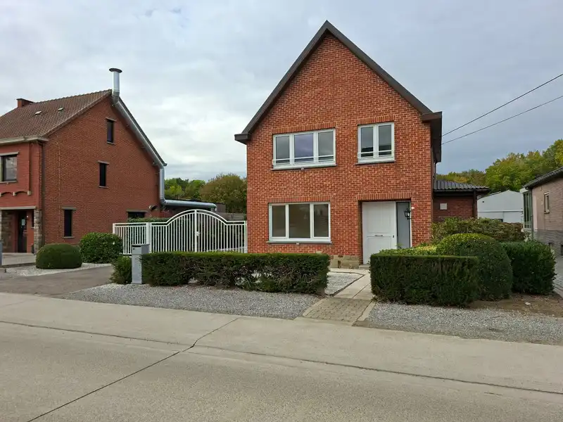 Smaakvol gerenoveerde woning met 3 slaapkamers en garage foto 30