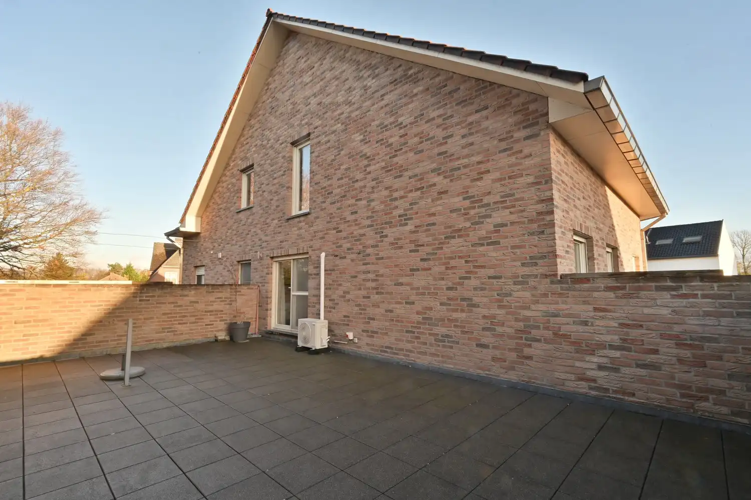 Ruim en veelzijdig appartement met uitzonderlijk uitbreidingspotentieel in Lanaken foto 26