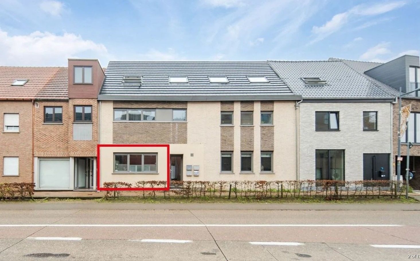 Gelijkvloers appartement gelegen in het centrum van Paal. foto {{pictureIndex}}