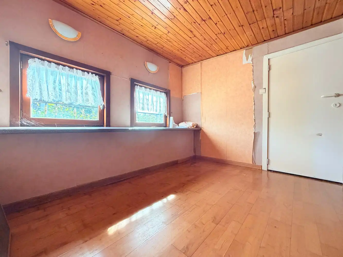 Lichtrijke woning met 2 slaapkamers en zonnige tuin foto 6