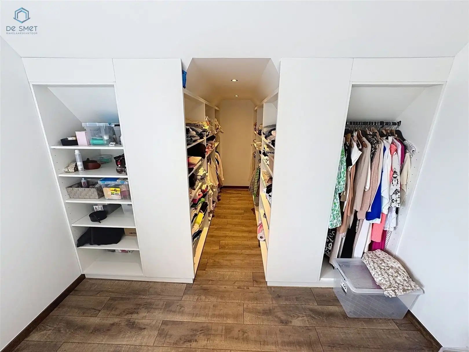 Prachtig gerenoveerde villa met 4 slaapkamers, garage en zwembad foto 15