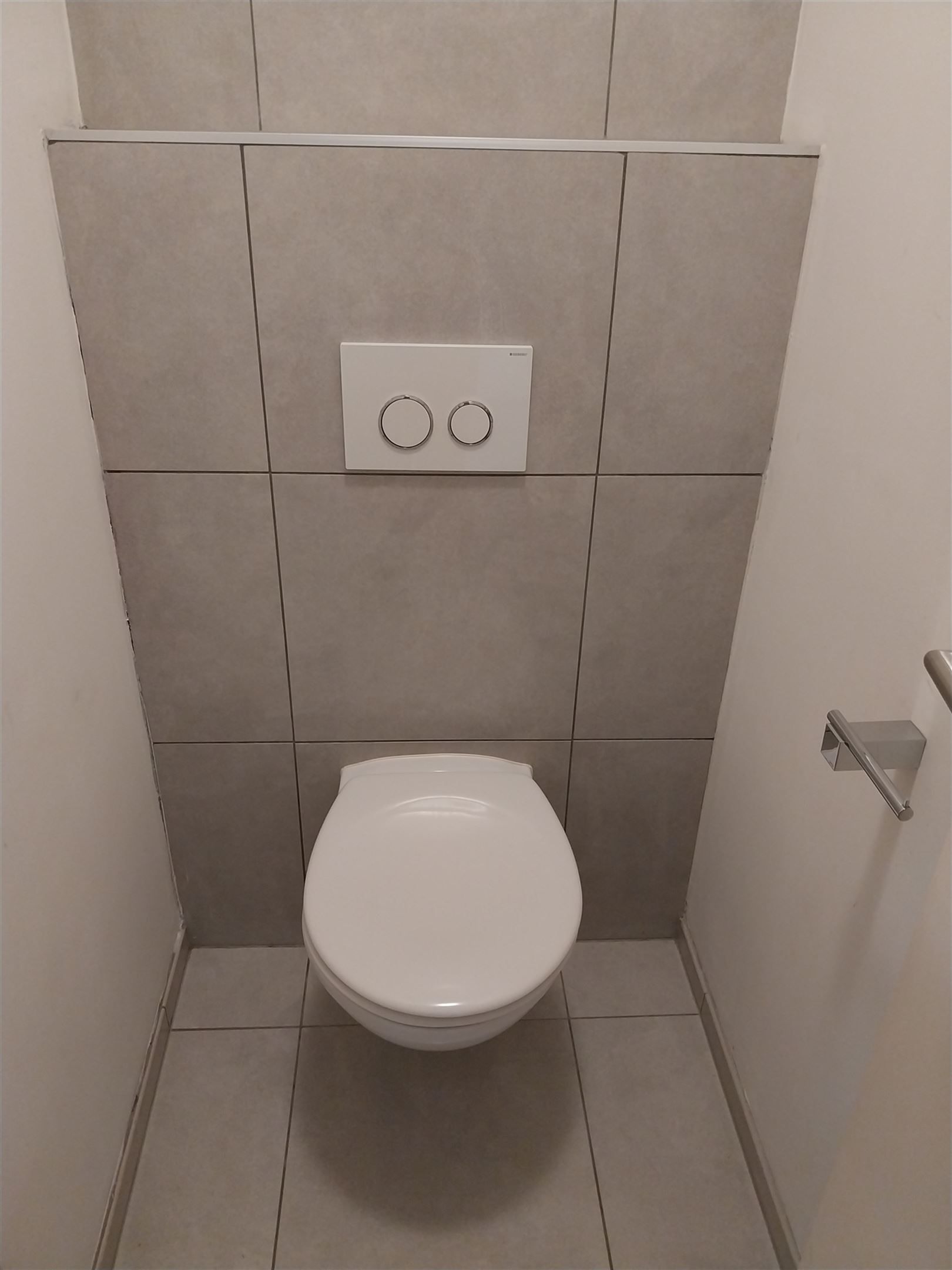 TE HUUR: Gesloten bebouwing in karaktervol gebouw met 2 slaapkamers in Genk! foto 14