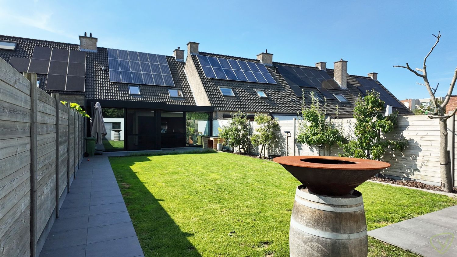 Gezinswoning met tuin in rustige doodlopende straat in Eeklo foto 21