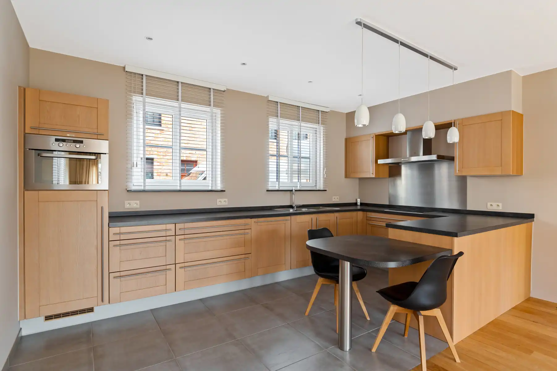 Luxueus  gelijkvloers appartement in centrum Schilde.  foto 10