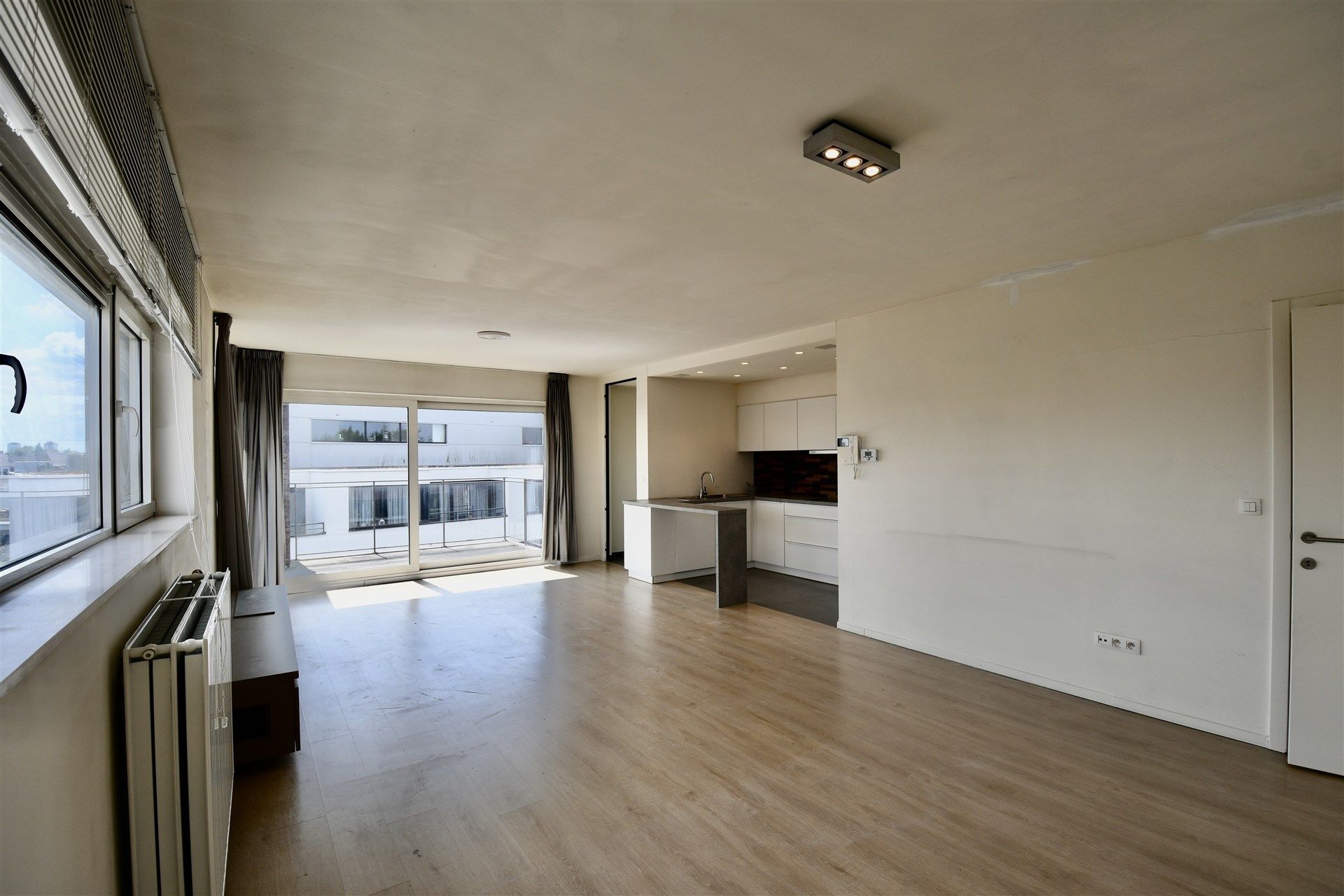 Instapklaar appartement met twee slaapkamers in Sint-Niklaas foto 5