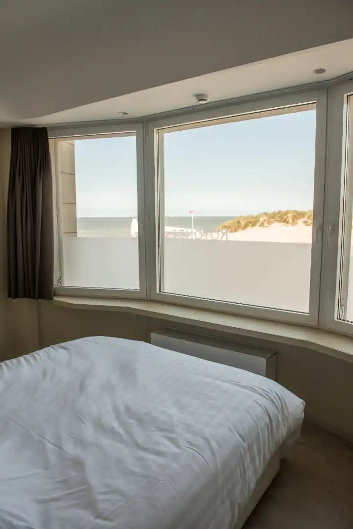 Exclusief appartement met 7 hotelkamers in het iconische Grand Hotel Bellevue – “De Rotonde” – Westende-Bad foto 9