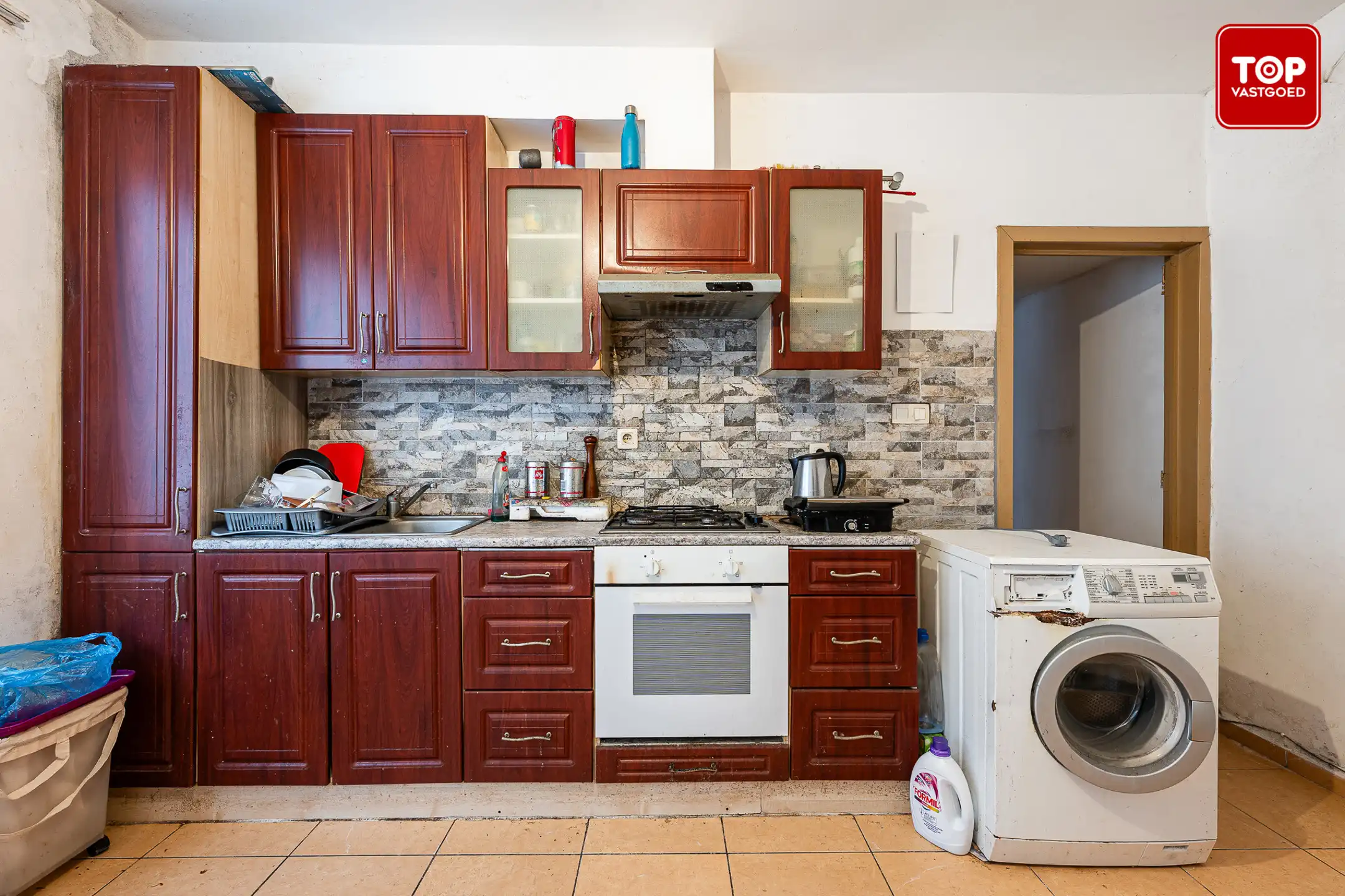 Te renoveren appartement met privé-ingang en tal van mogelijkheden. foto 18