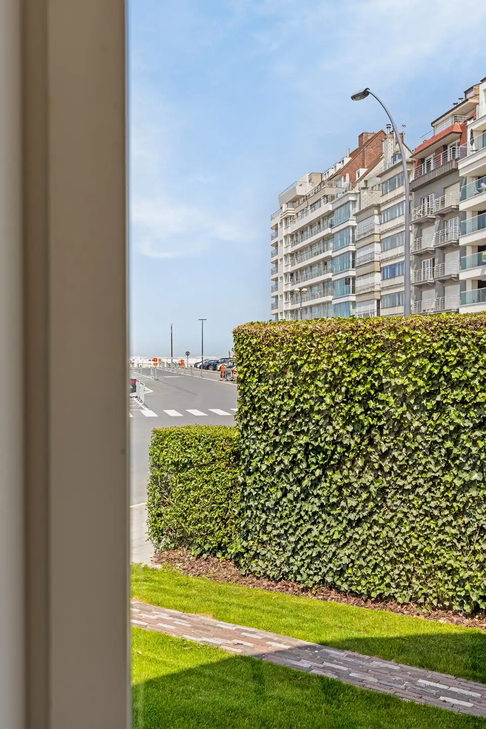 Exclusieve, volledig gerenoveerde hoekvilla met adembenemend zeezicht aan de Zeedijk. foto 14