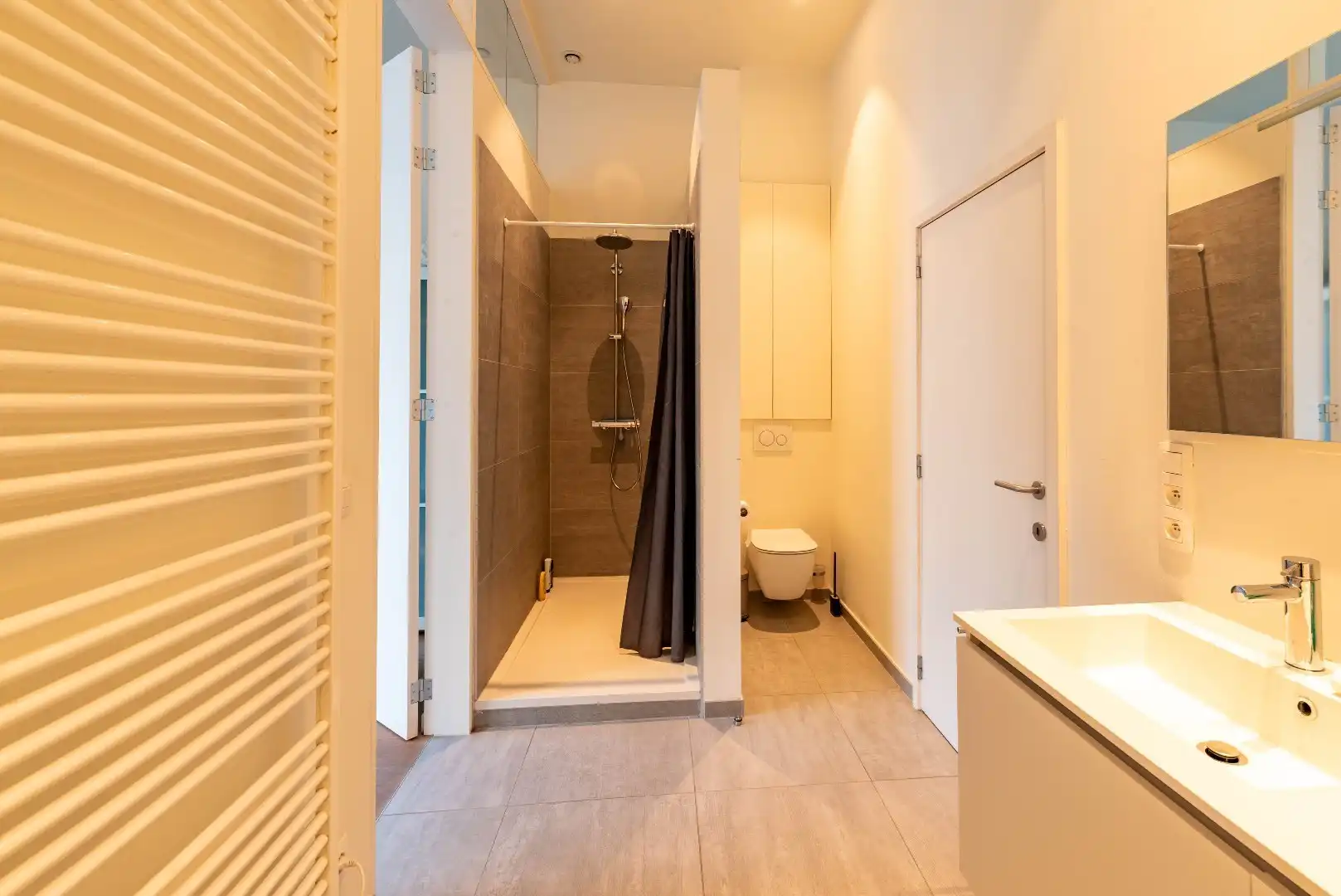 Uniek en luxueus appartement in prachtig gebouw op Zurenborg foto 22