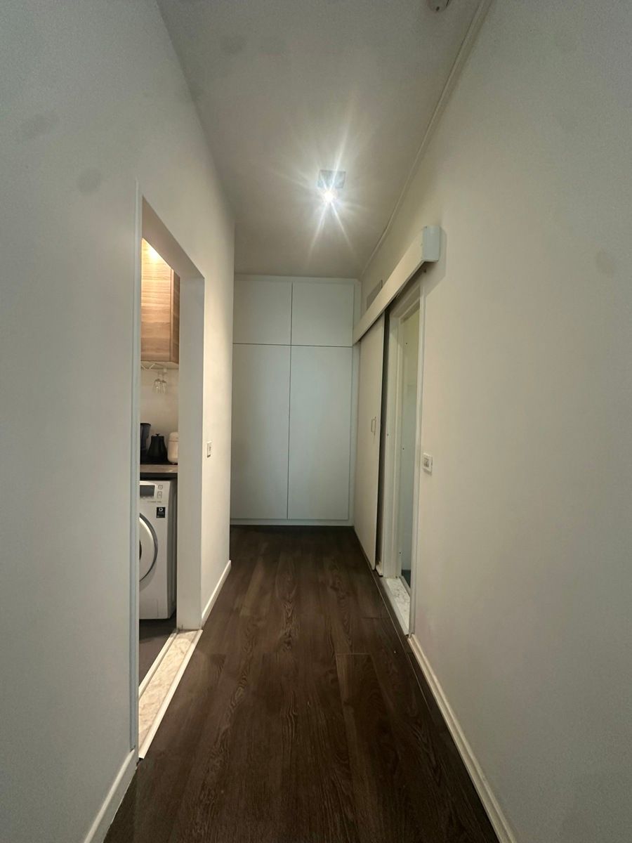 Ruime studio (56m²) met prachtig uitzicht aan het stadspark foto 6