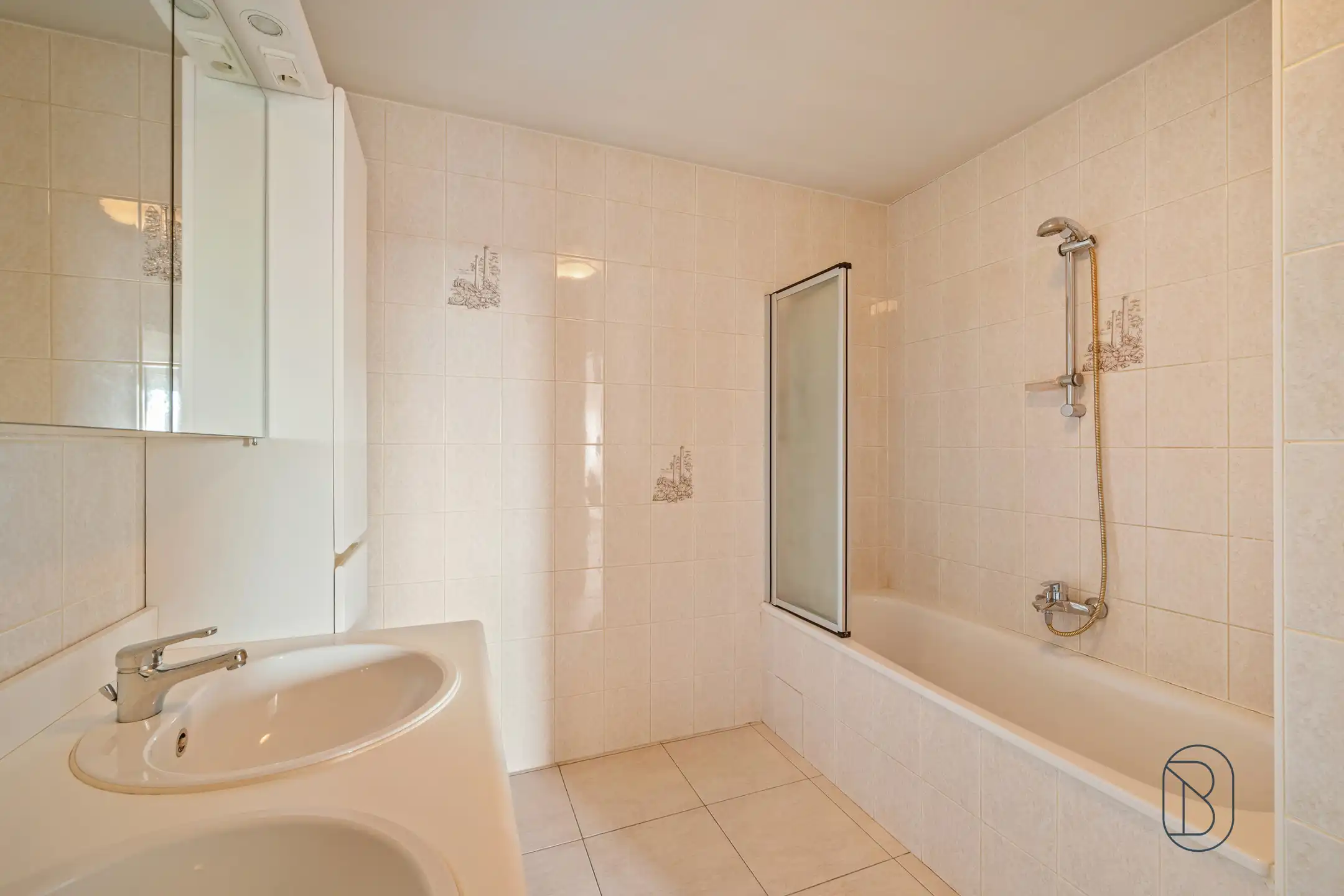 Appartement met ruim terras met zicht op de leie en garage foto 13