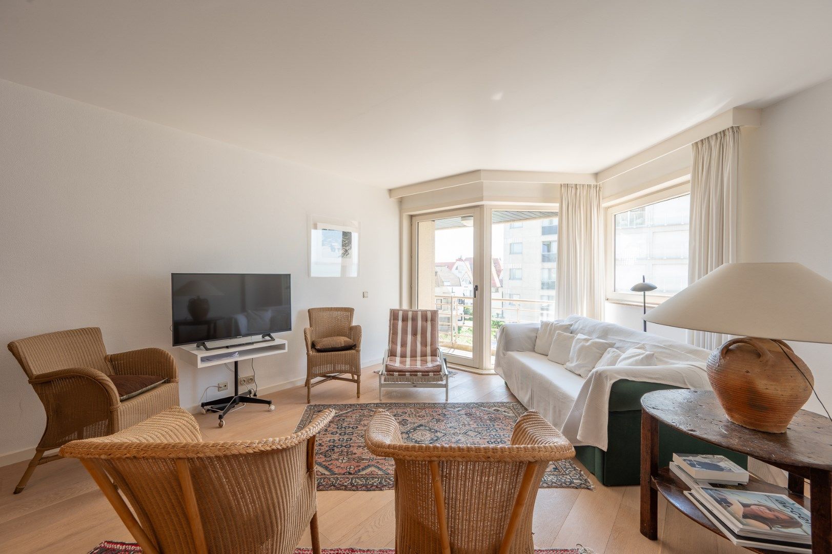 Zeer zonnig gelegen appartement met open zicht en zijdelings zeezicht foto 7