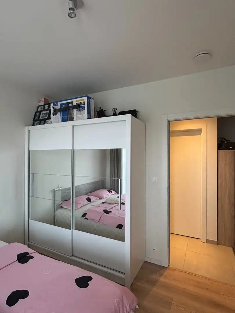LICHTRIJK EN ENERGIEZUINIG 2-SLAAPKAMERAPPARTEMENT MET TWEE TERRASSEN EN PARKEERPLAATS foto 22