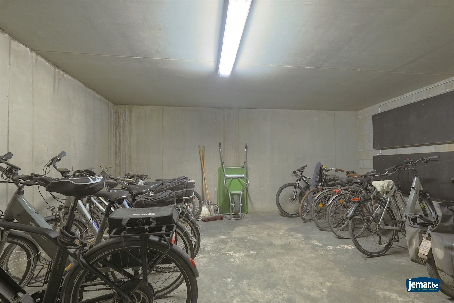 Woning met 4 slpk. en 2 badkamers te Hoeselt  foto 20
