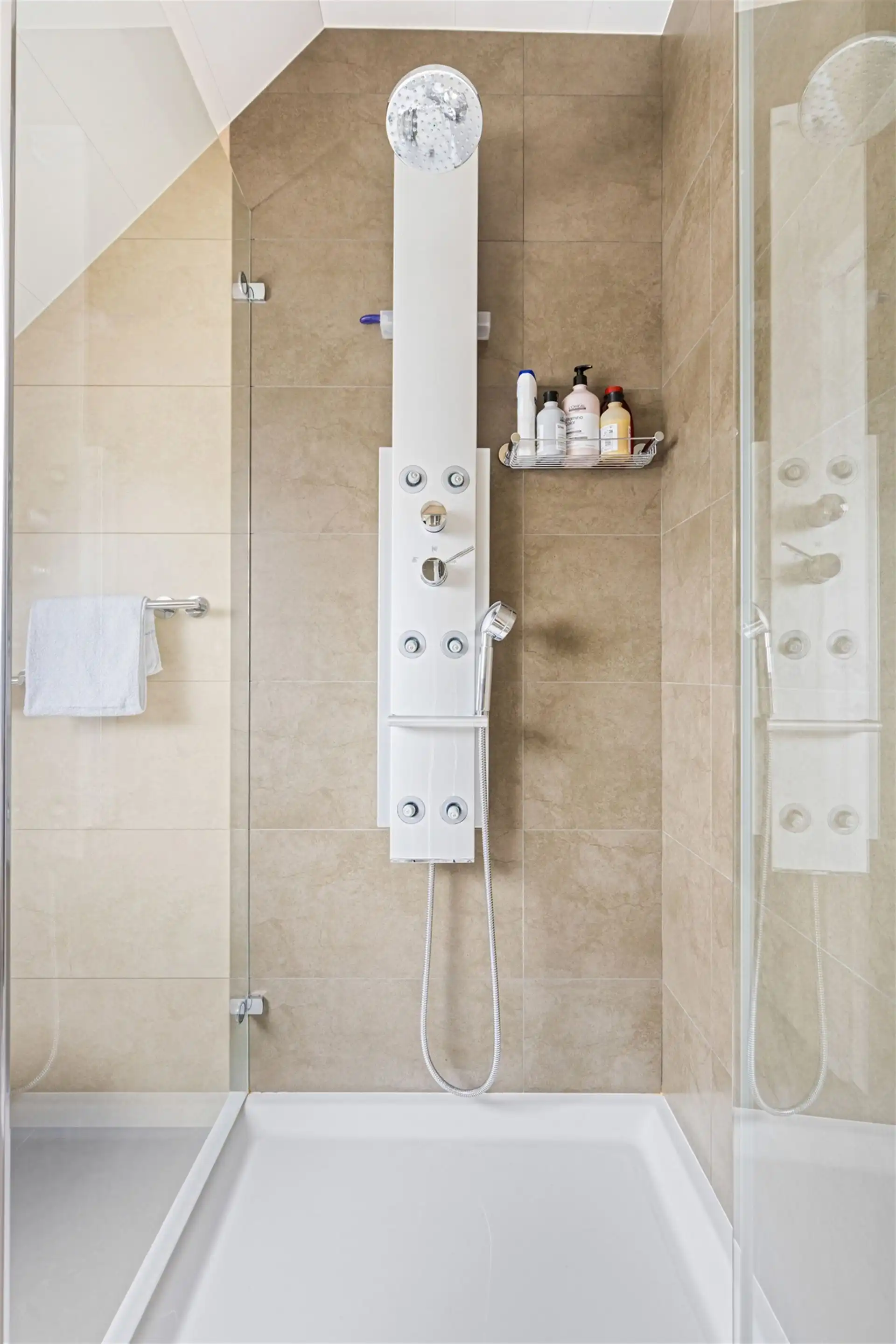 Instapklare woning met 3 slaapkamers en tuin.  foto 21