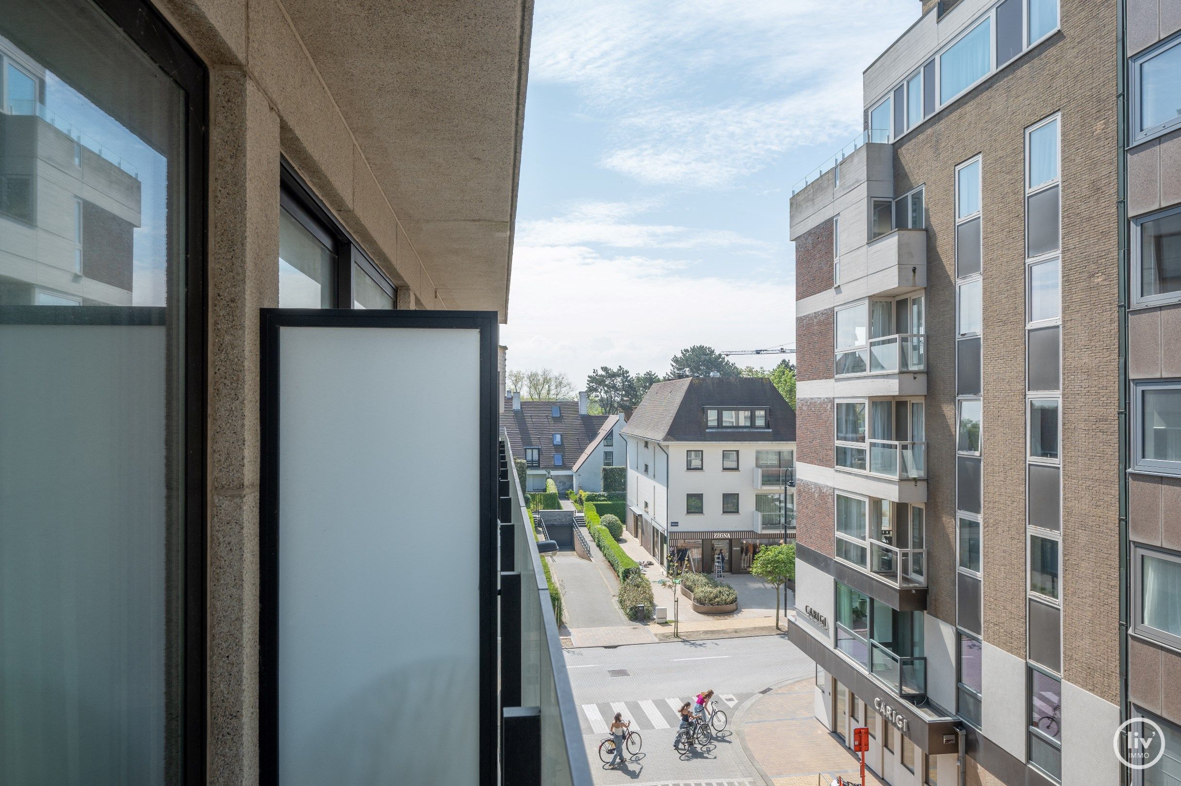 Magnifiek vernieuwd appartement met 2 slaapkamers vlakbij het Albertplein in een zijstraat van de Zeedijk-Het zoute. foto 7