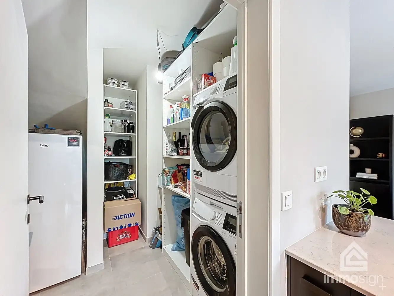 Instapklare, moderne gezinswoning in jonge, rustige buurt te Peer voorzien van tal van troeven foto 13