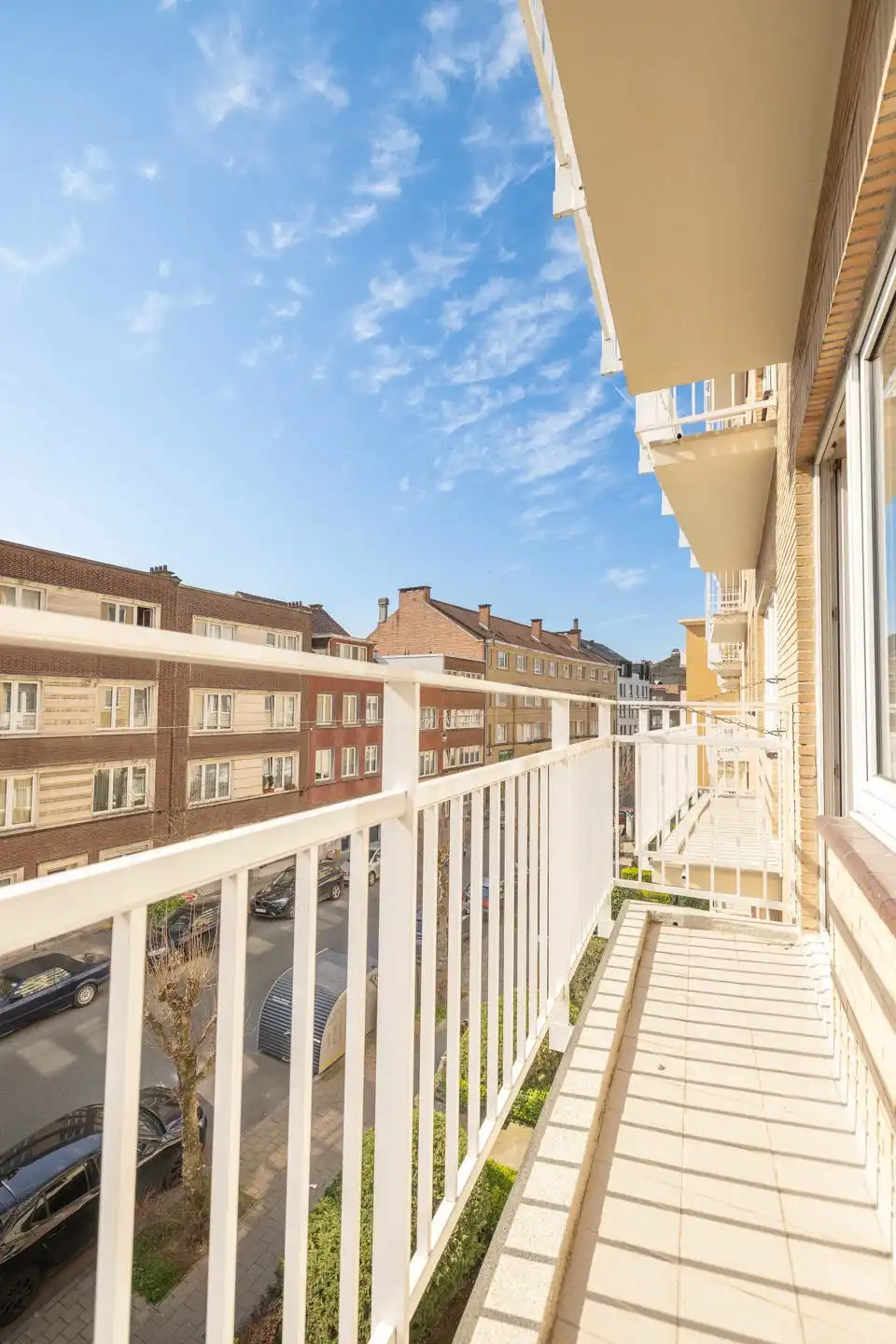 Chic en lichtrijk wonen in het hart van een gegeerde wijk foto 9