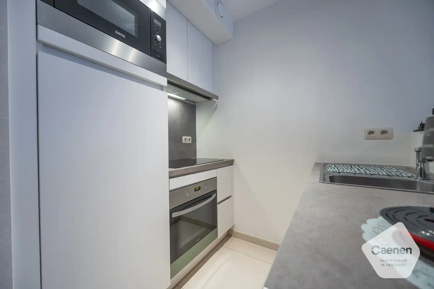 Gelijkvloers appartement te Mariakerke te huur foto 4