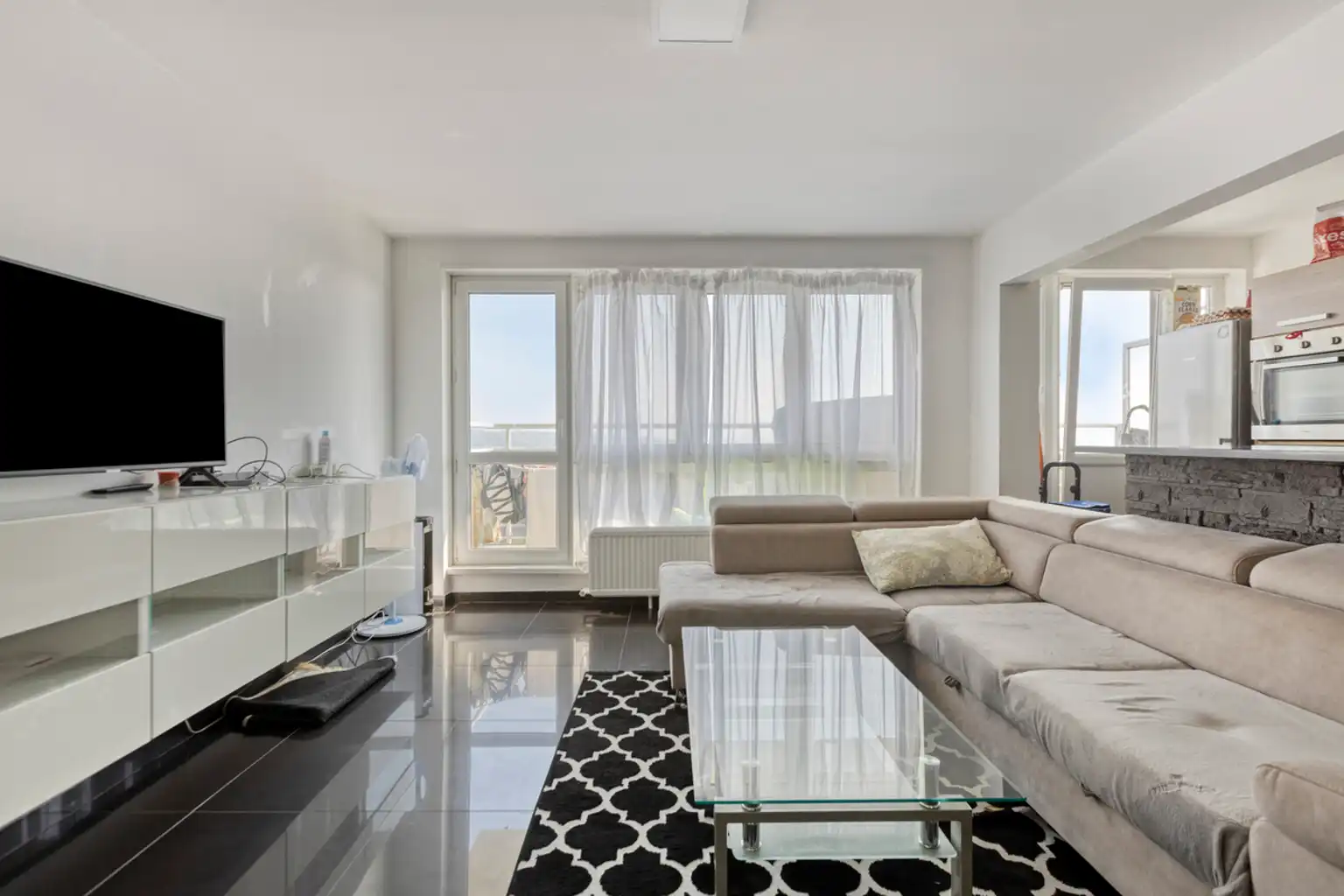 Instapklaar 2-slaapkamerappartement te Brussel foto 2