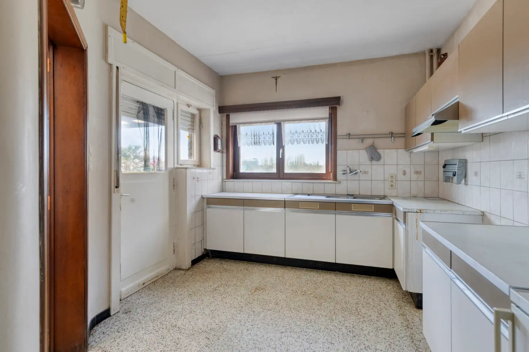 Te renoveren open bebouwing met prachtig uitzicht in Meldert foto 7