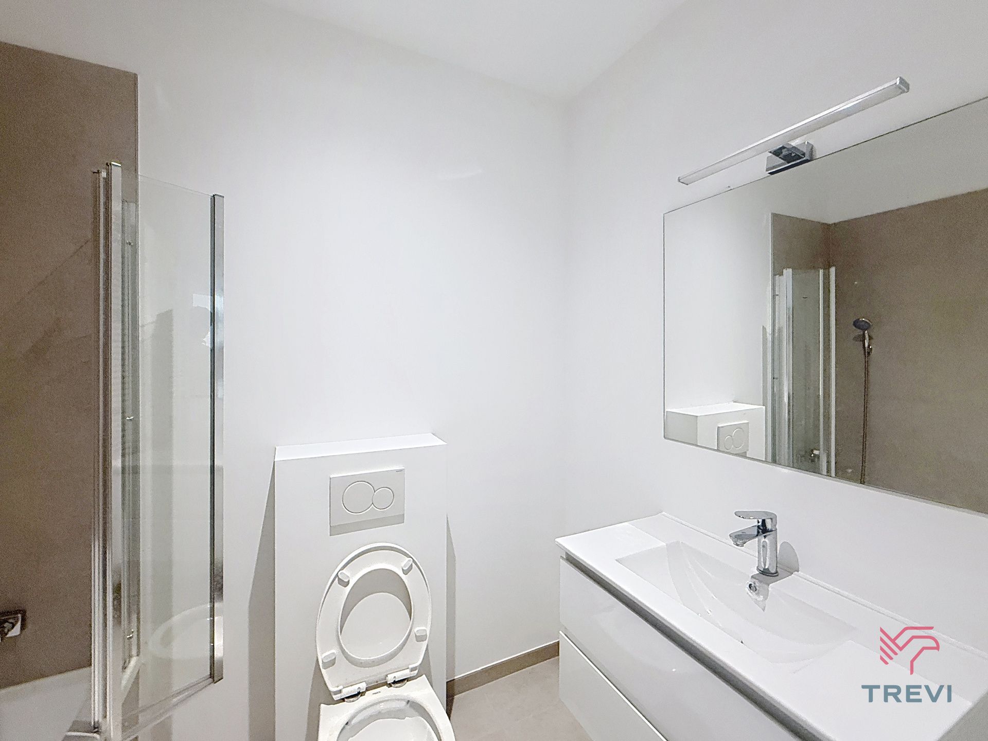 Volledig gerenoveerd 3bed appartement in het centrum  foto 13