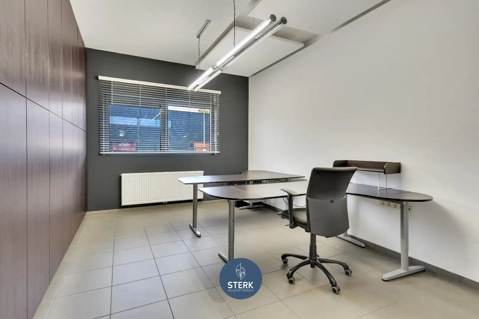 VEELZIJDIG INDUSTRIEPAND MET INSTAPKLAAR APPARTEMENT TE MAASMECHELEN ! foto 9