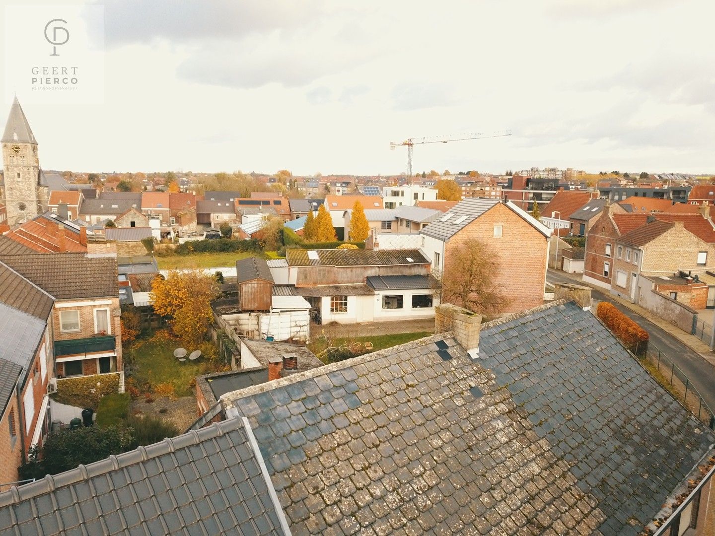 Gezellige rijwoning in het hartje van Landen foto 32