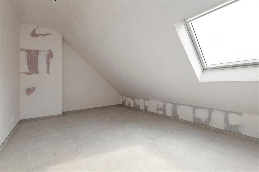 KNAP NIEUWBOUWAPPARTEMENT MET 3 SLKS IN HET CENTRUM VAN BORGLOON (MOGELIJKHEID AANKOOP 6% BTW) foto 23