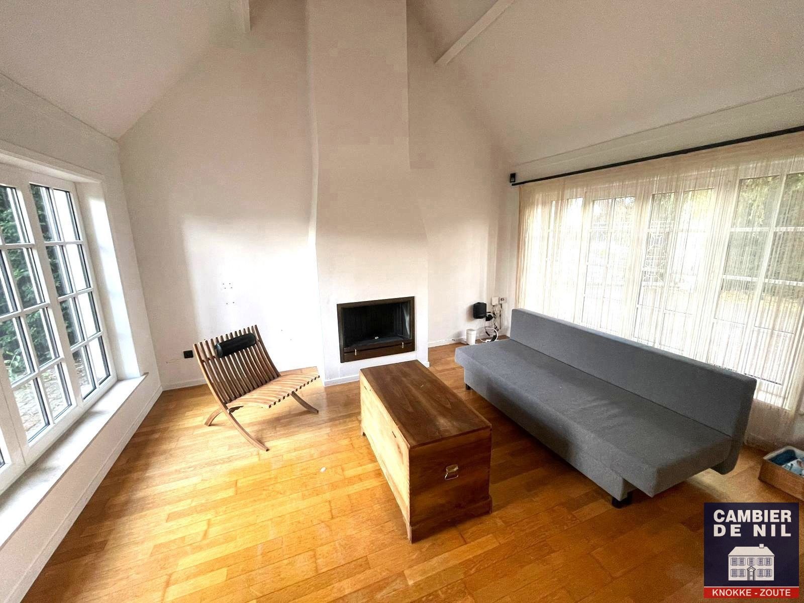 Ruime vrijstaande villa, in residentiële wijk in Knokke-Heist foto 5