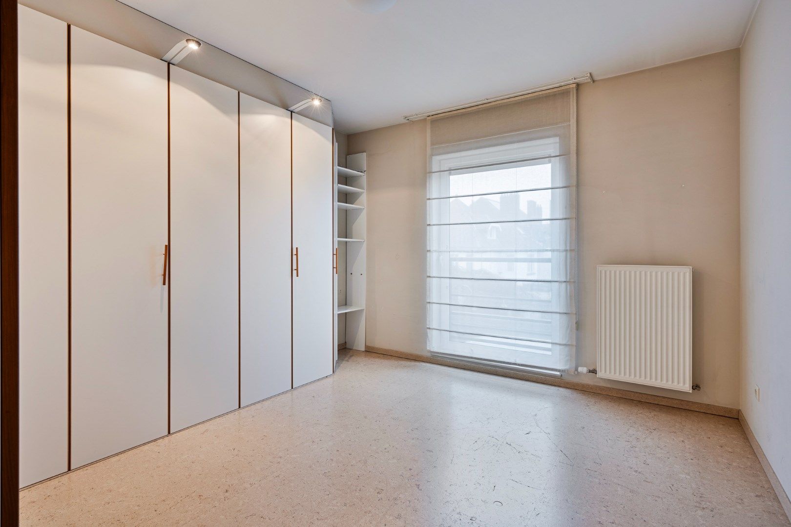 Prima onderhouden 2 SLPKS appartement nabij het centrum van Mol foto 9
