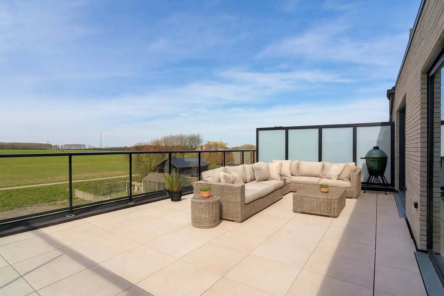 Luxueus 3-slaapkamer appartement te koop met terras van 40m² foto 13