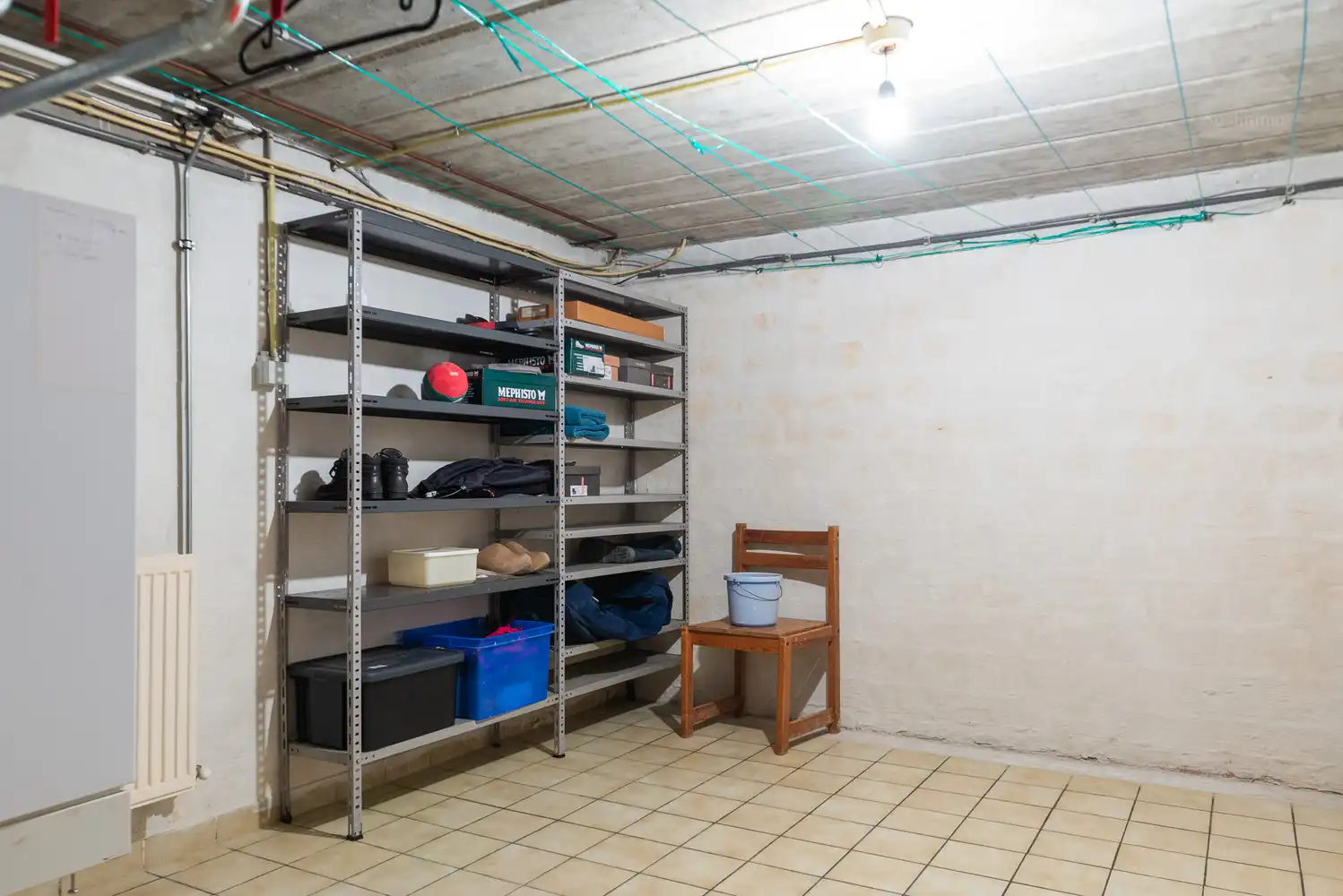 Instapklare gezinswoning met 5 slaapkamers, grote garage en zonnige tuin in Meerhout. foto 23