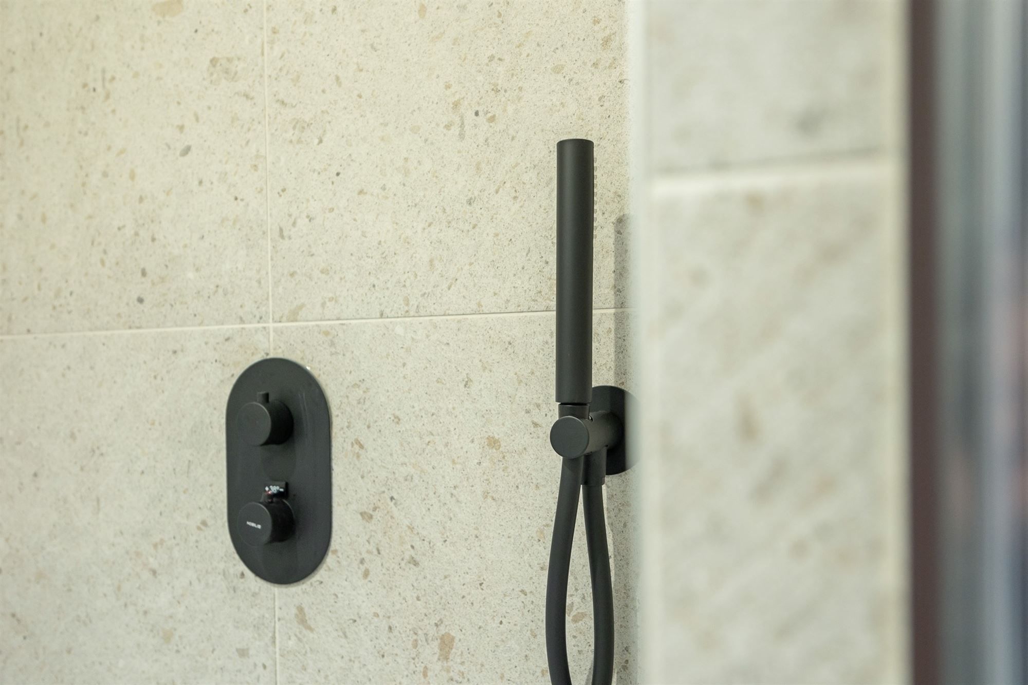 Sublieme penthouse op unieke locatie in hartje van Lier foto 18