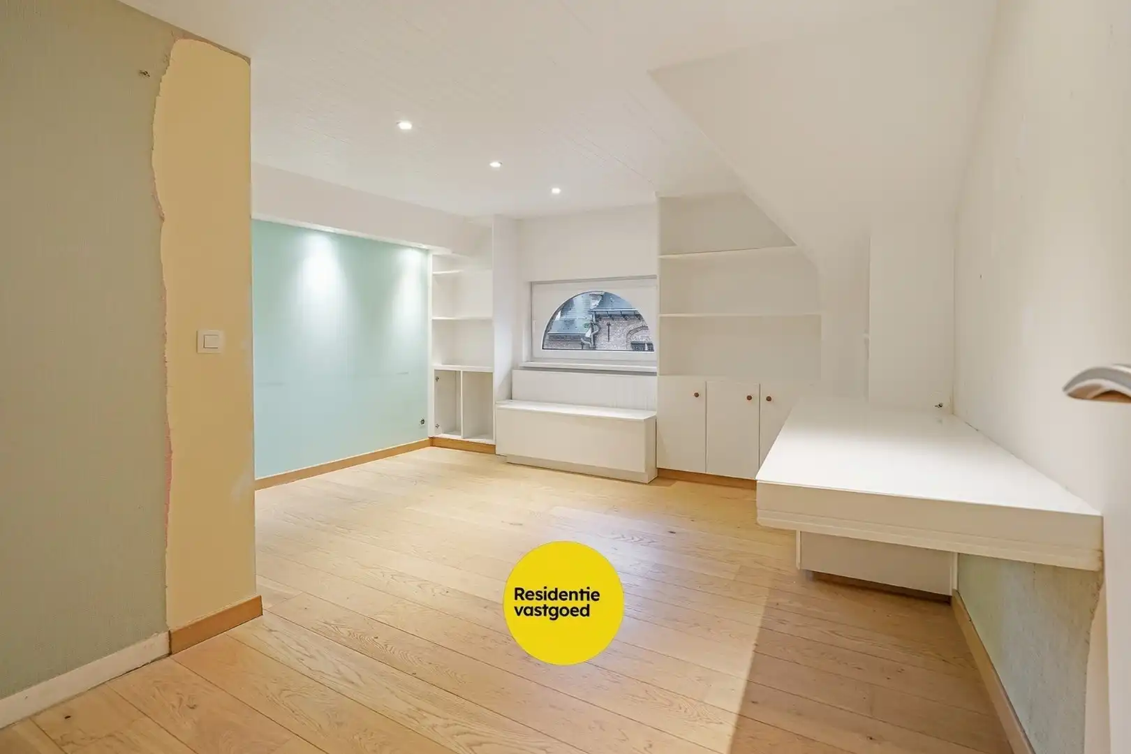 Herenhuis met handelsruimte & wellness in Nieuwpoort-Stad foto 8