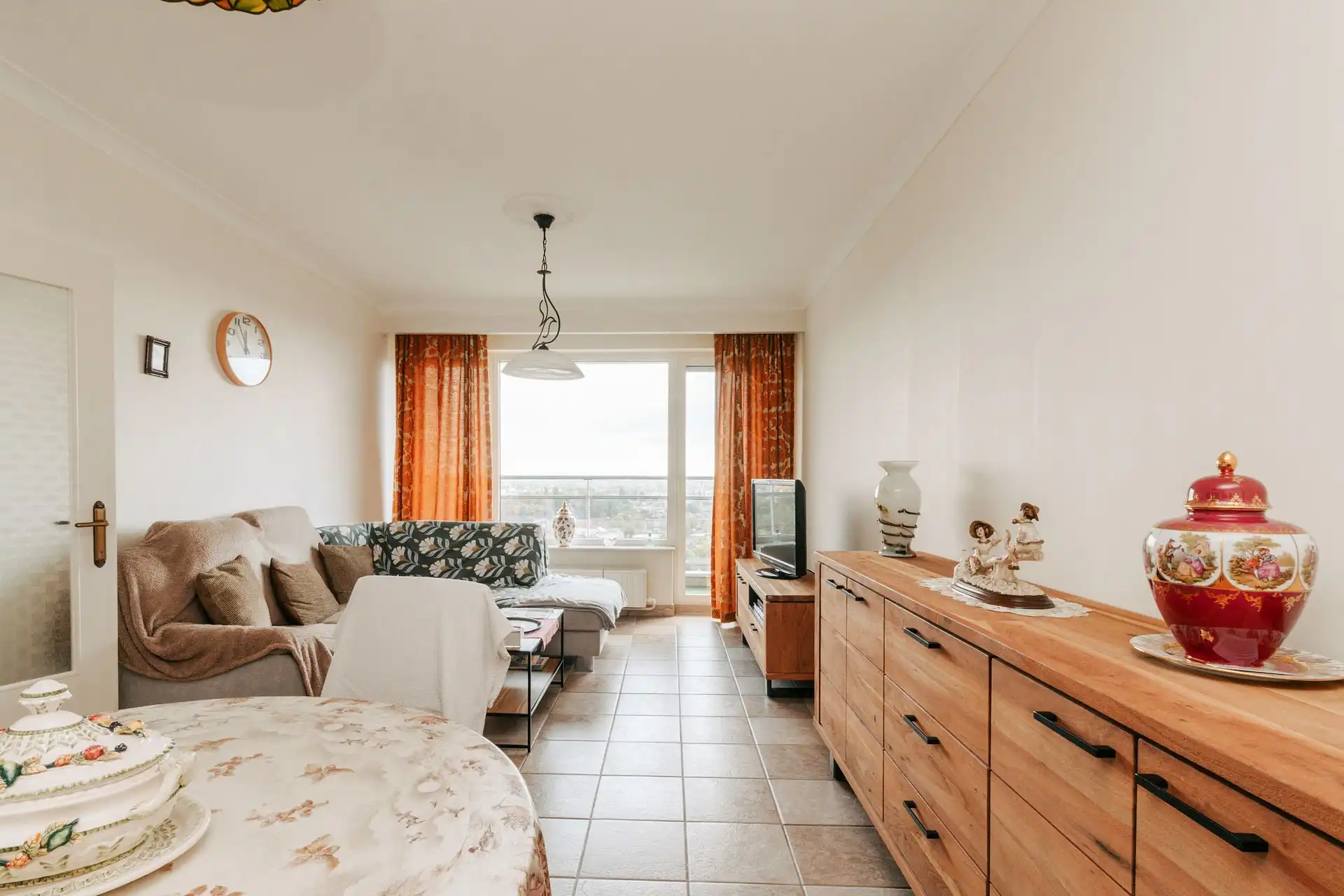 Appartement op de 15e verdieping met terras foto 2