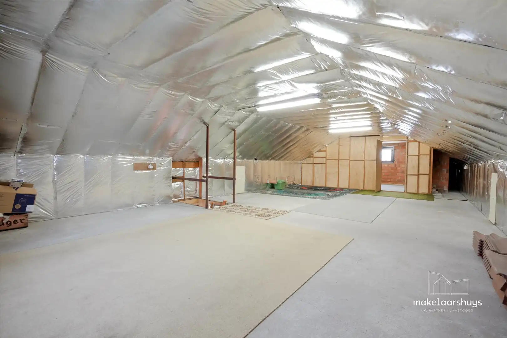 Goed onderhouden bungalow met ruime zolder.   foto 16