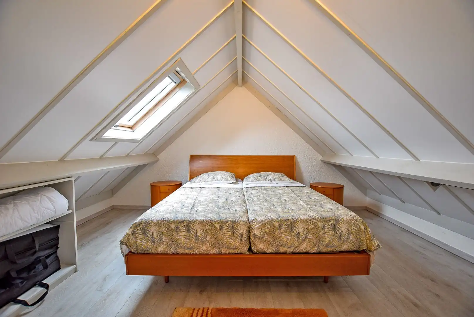 Prachtig onderhouden vakantiewoning (type vissershuis) met 3 slaapkamers en privé-parkeerplaats te Oostduinkerke.  foto 18