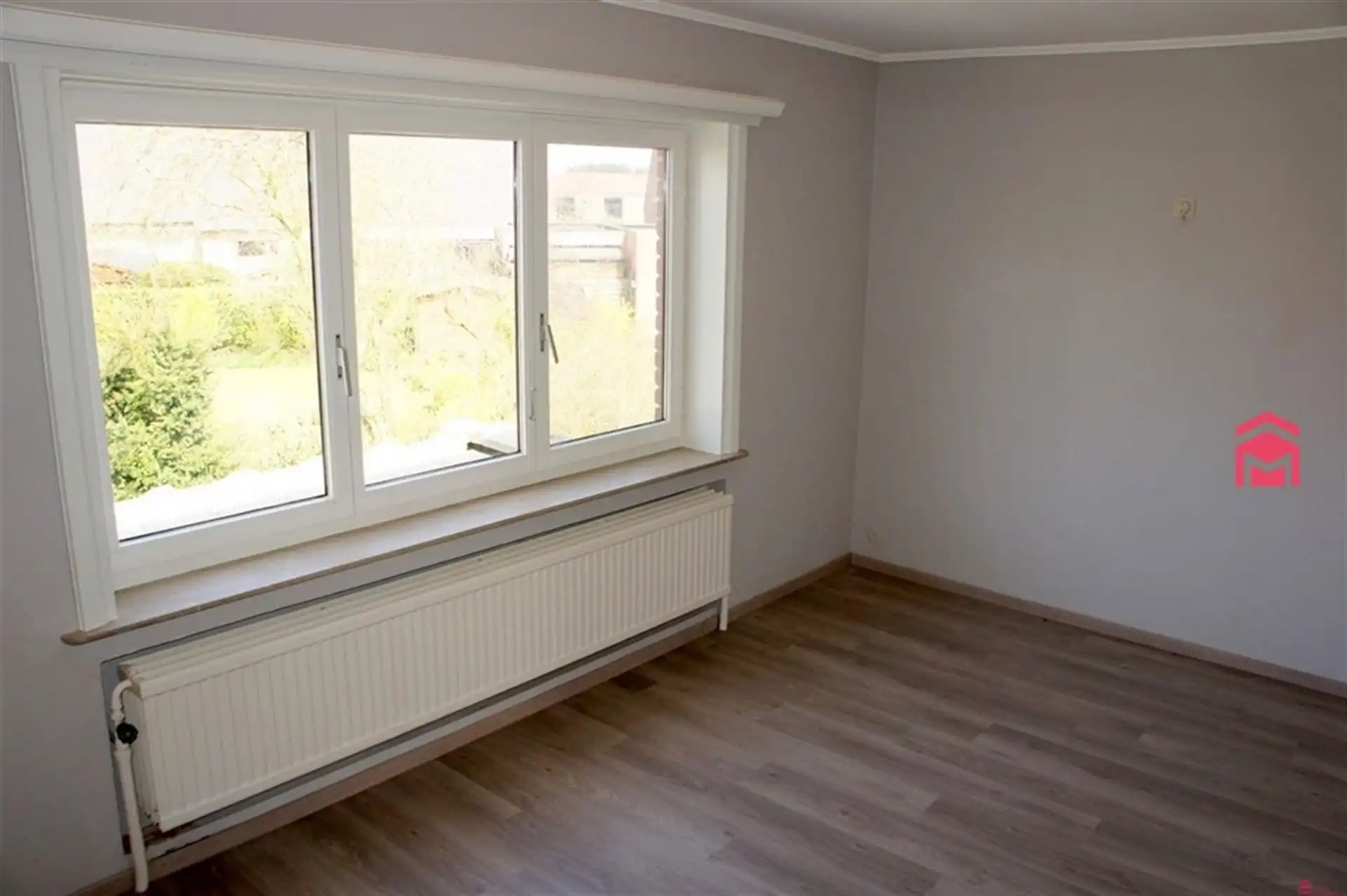 Rustig gelegen appartement met terras en garage foto 6