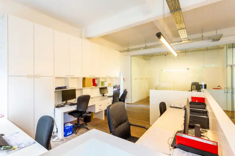 Volledig ingerichte kantoorruimte met vergaderzaal, toplocatie! foto 14