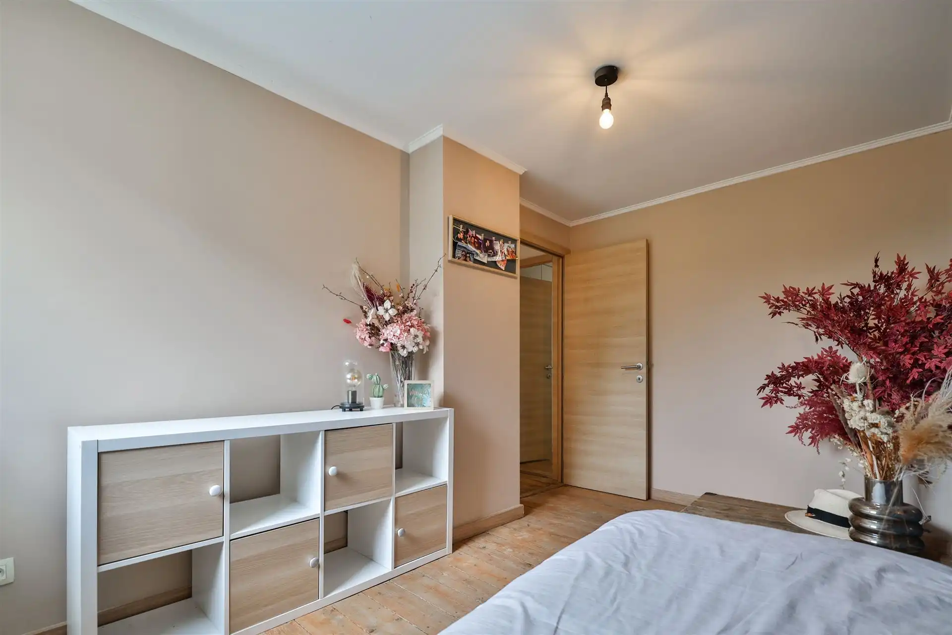 Zeer charmante half open woning in gegeerde wijk foto 24