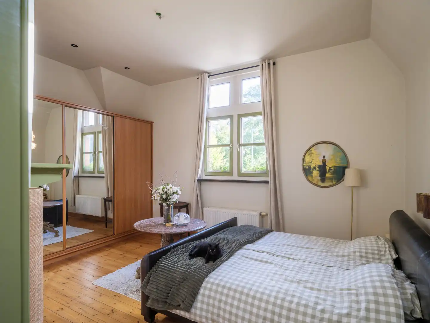 Instapklare woning met overvloedig licht en prachtige tuin foto 17