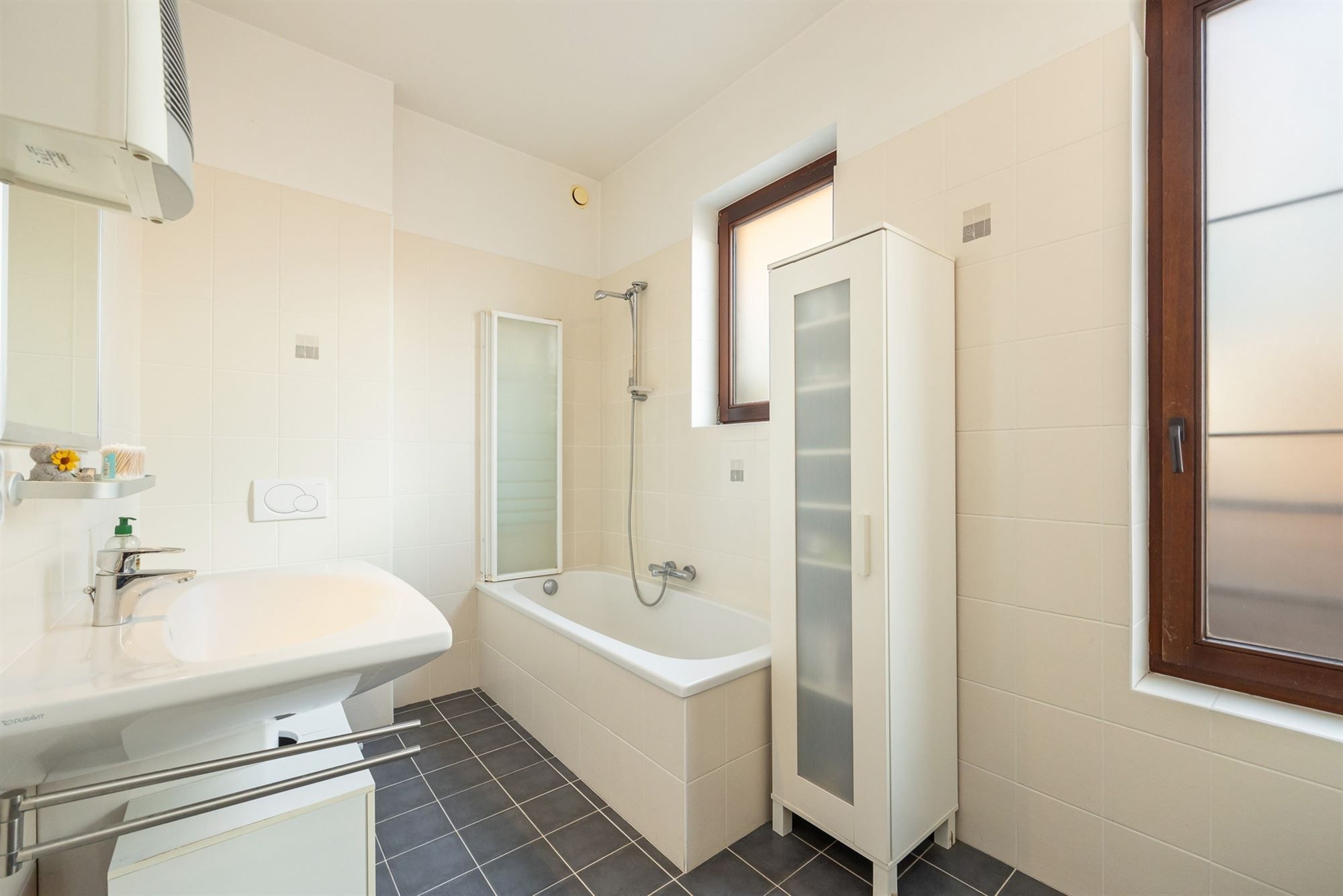 Ruime gezinswoning met garage in Mechelen centrum foto 20