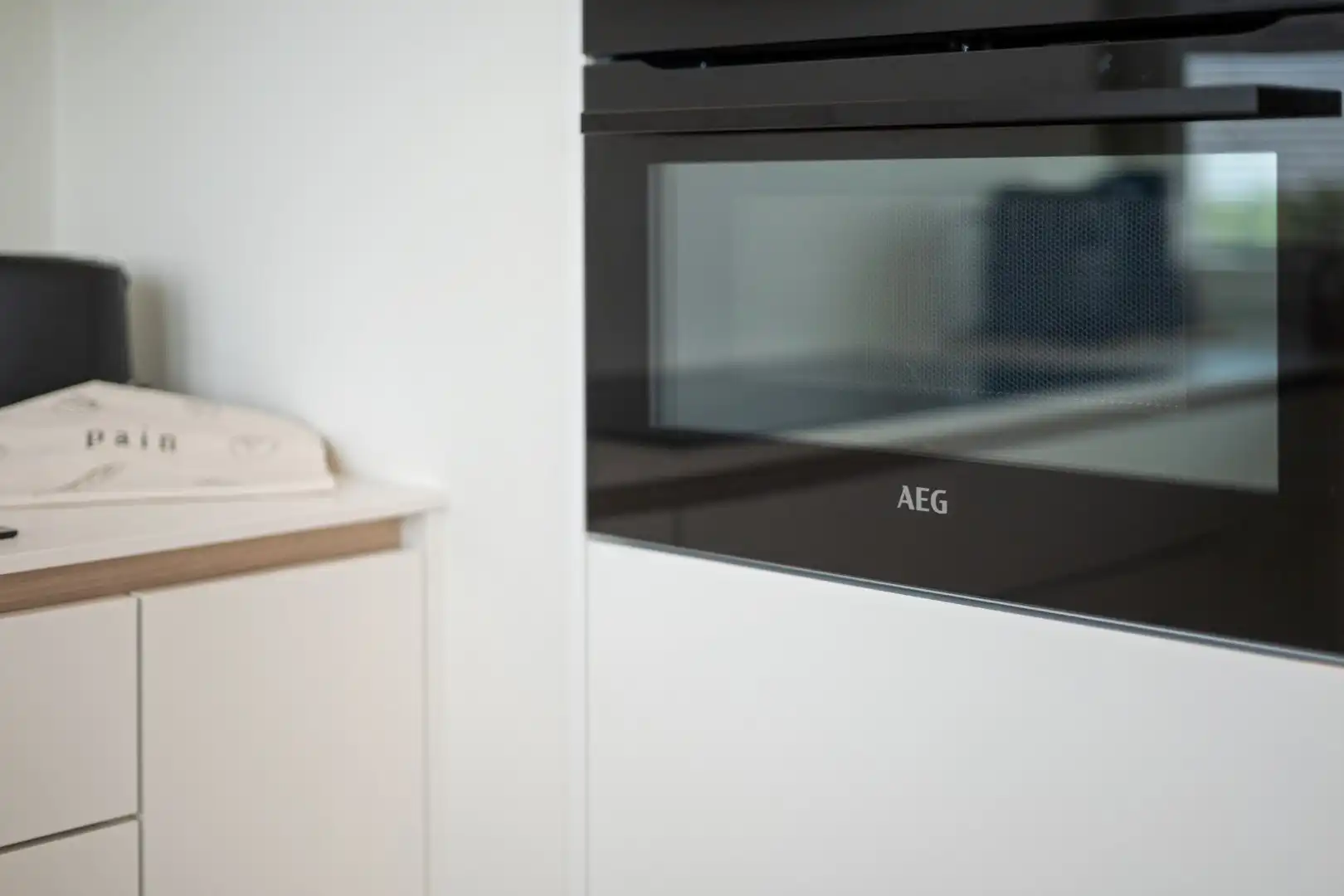 Instapklaar gemeubeld 2-slaapkamerappartement met zeezicht en duinenzicht te Bredene  foto 21